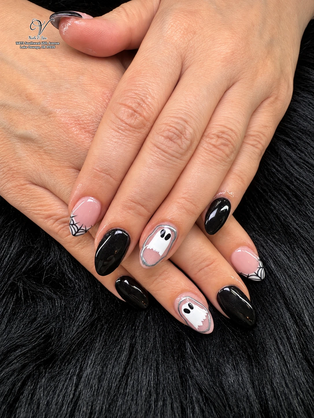 V nails and spa